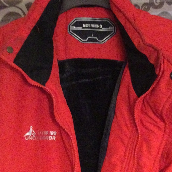 Mens Moerdeng Red winter coat - Picture 2 of 2